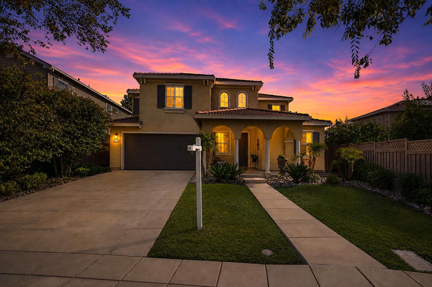 759 W Plumas Court