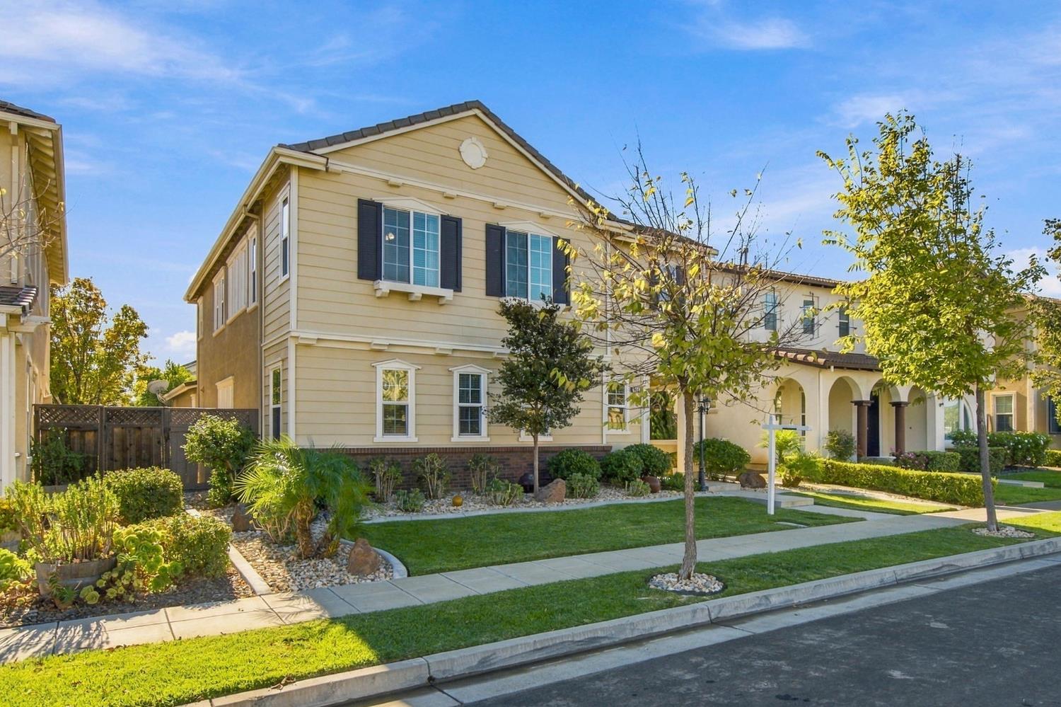 668 N San Marcos Drive
