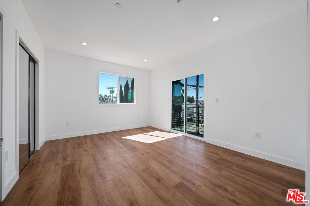 6334 Beck Ave Unit: 6334