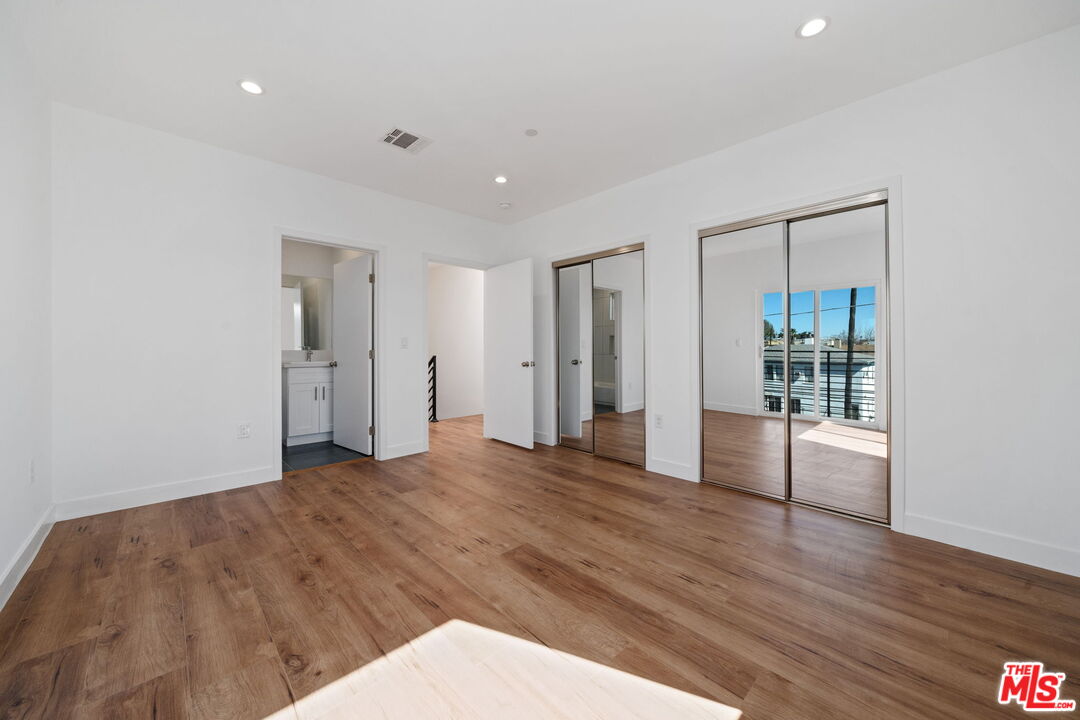 6334 Beck Ave Unit: 6334