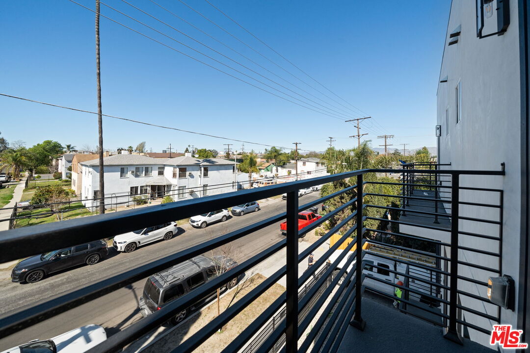 6334 Beck Ave Unit: 6334
