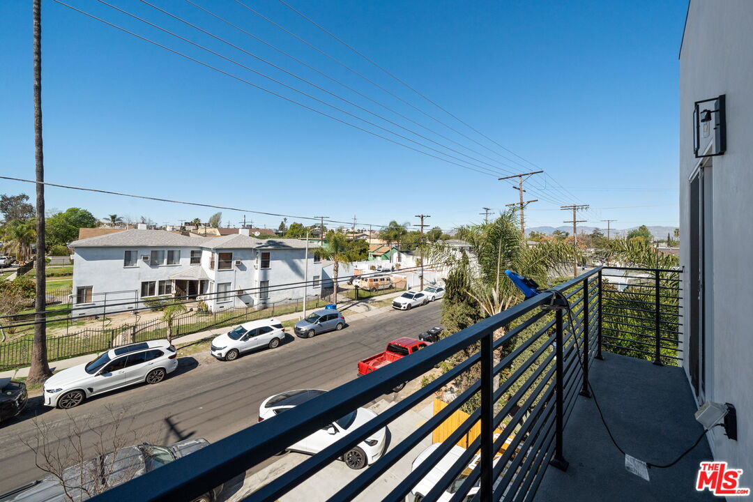 6334 Beck Ave Unit: 6334