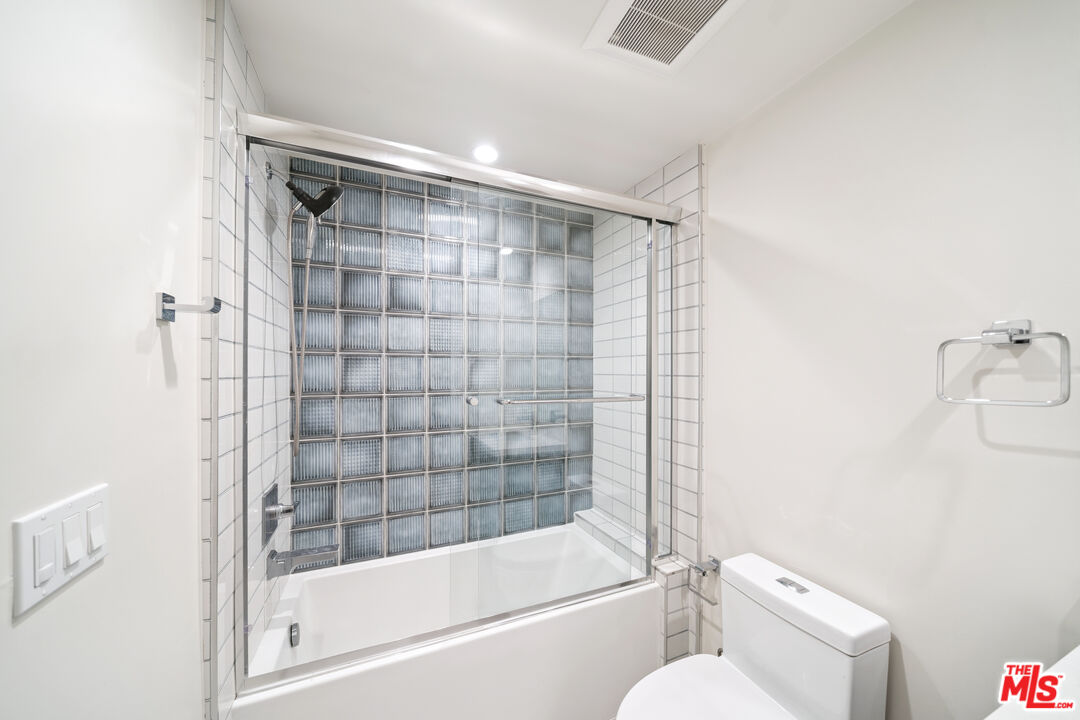 1226 S Bedford St Unit: 103