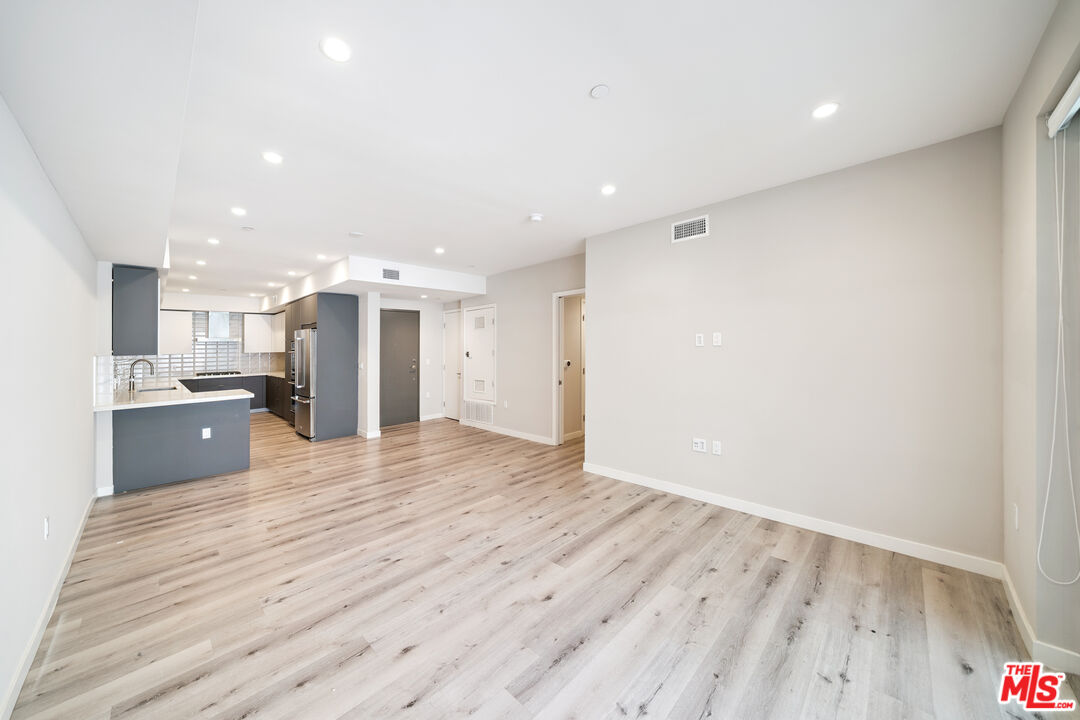 1226 S Bedford St Unit: 103