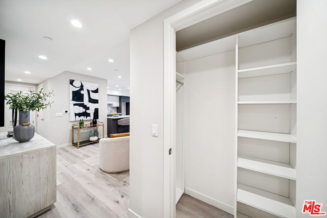 1051 S Corning St Unit: 204