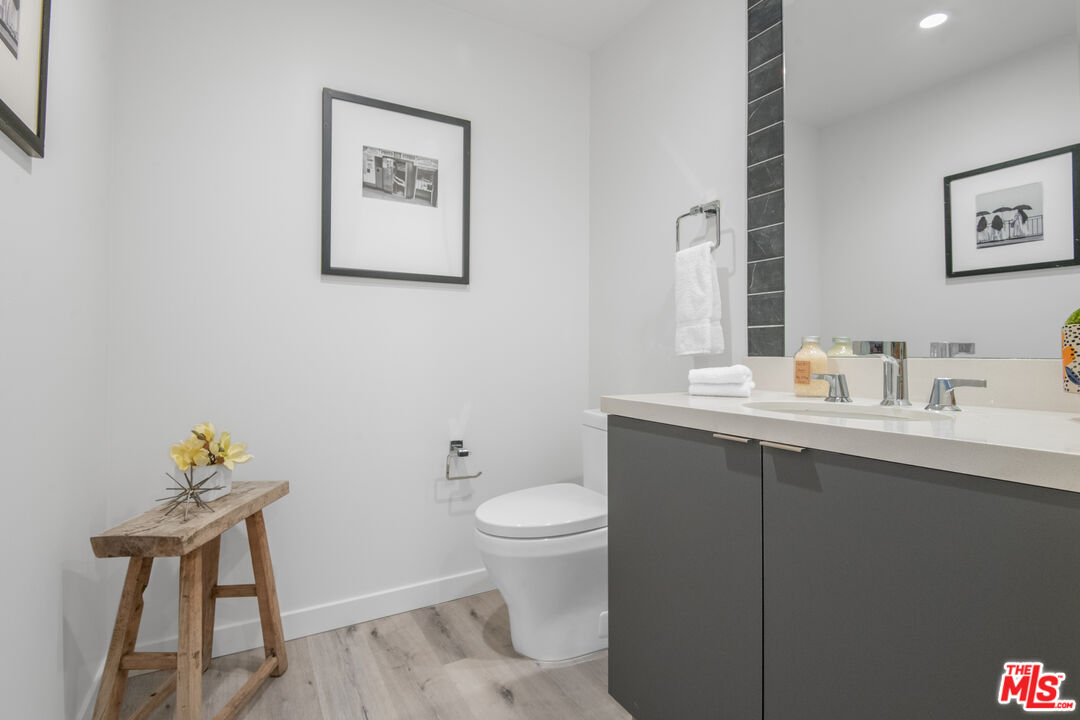 1226 S Bedford St Unit: 302