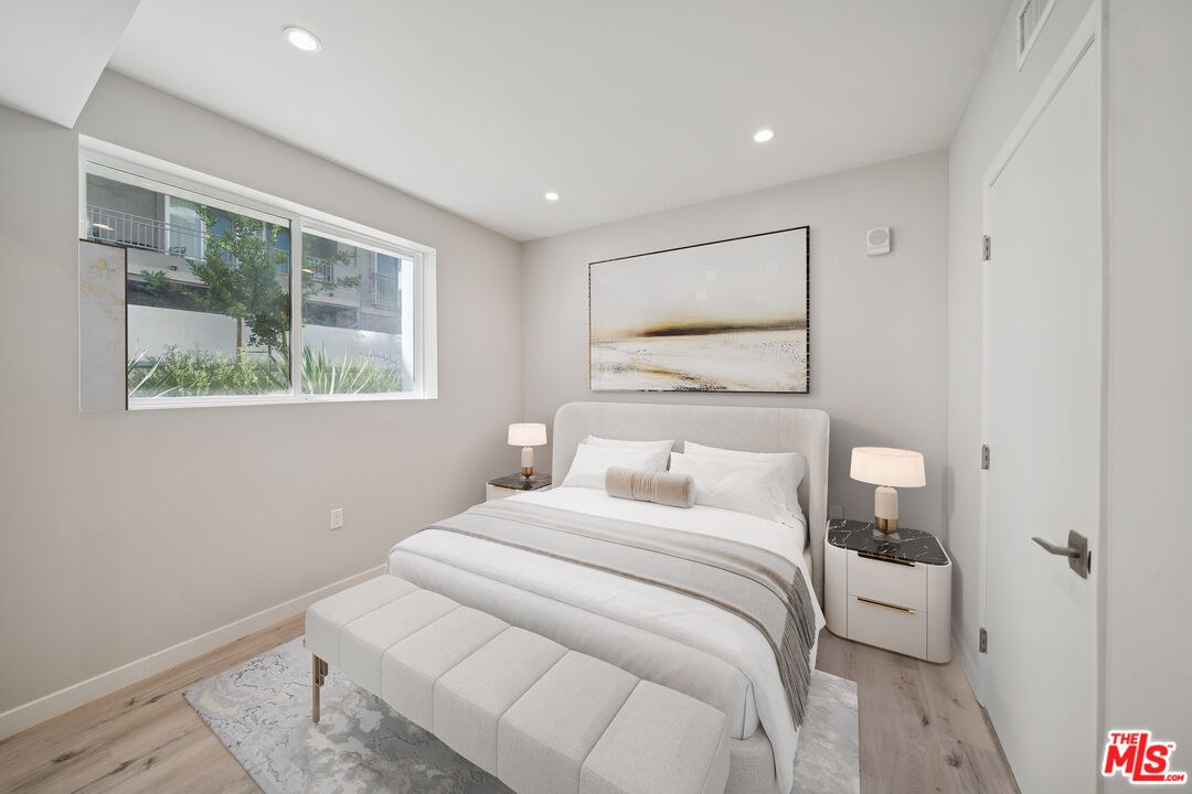 1051 S Corning St Unit: 102