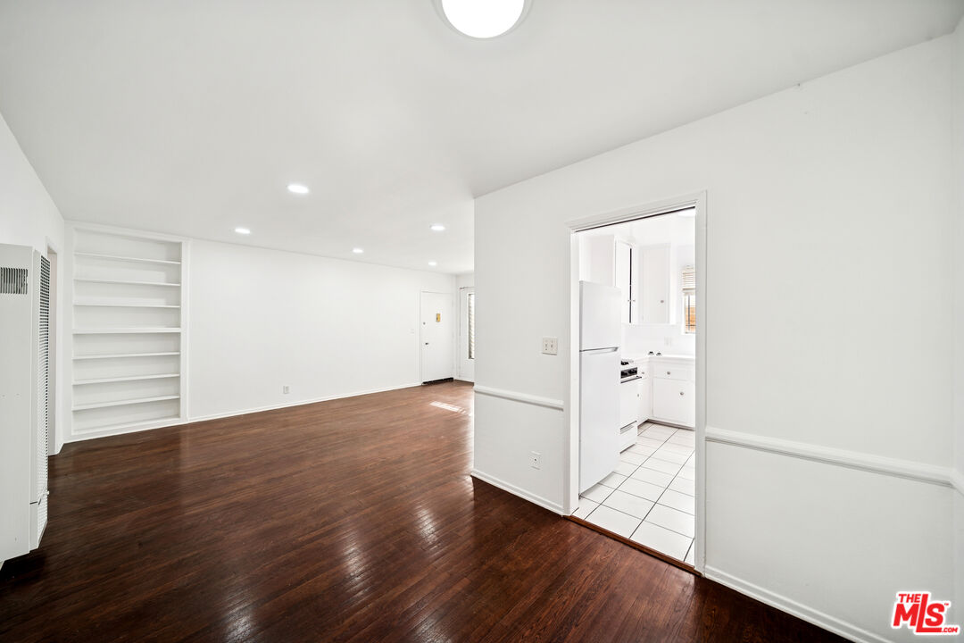 2314 S Corning Unit: 3