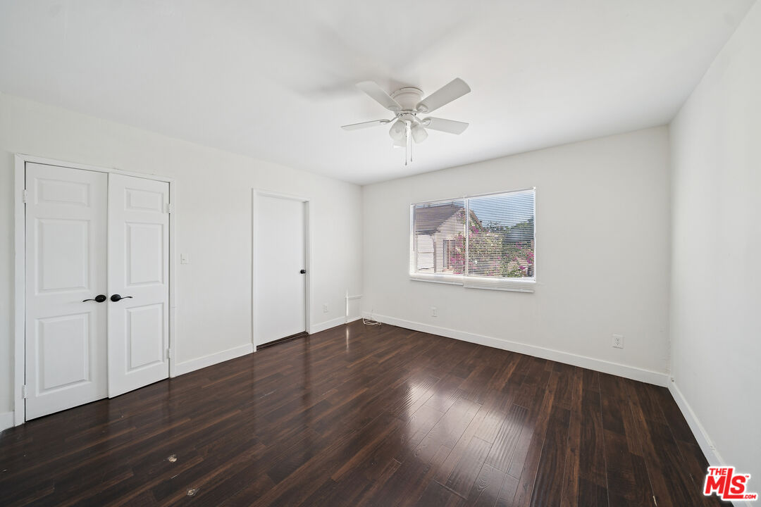 5380 Romaine St Unit: 4