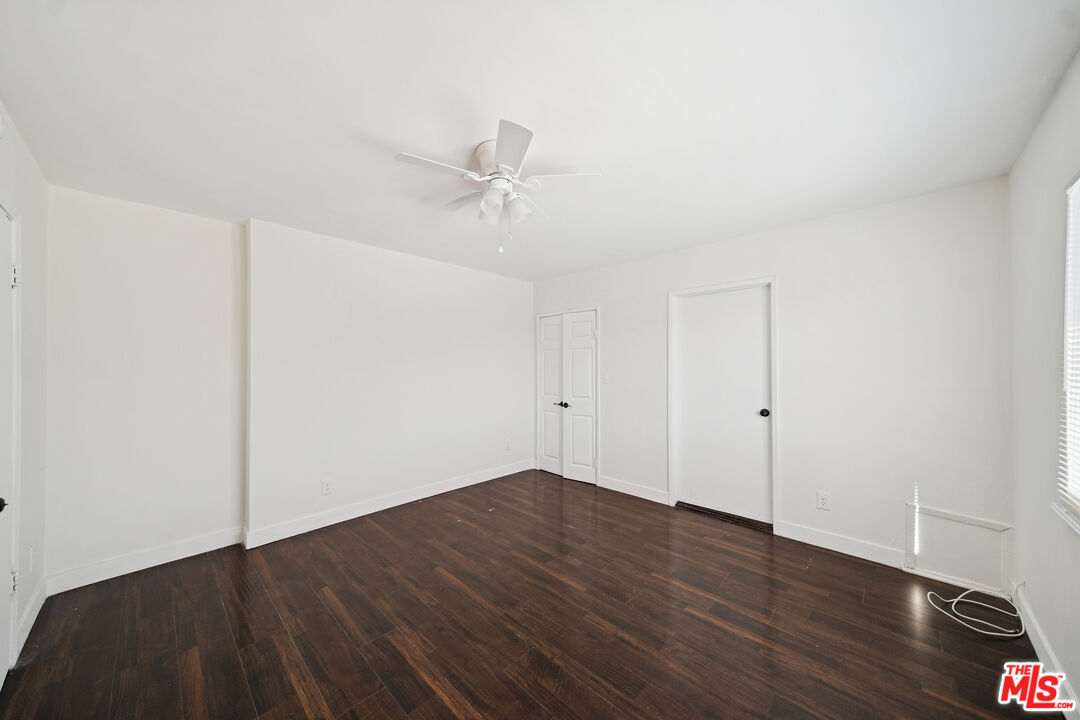 5380 Romaine St Unit: 4