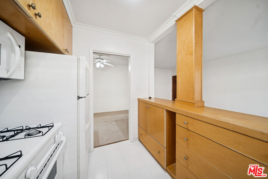 8442 Blackburn Unit: 8