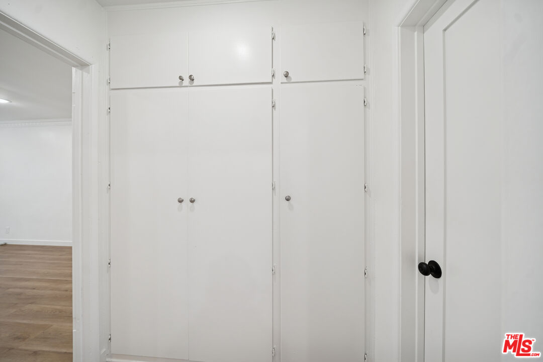 1206 N Hayworth Unit: 10