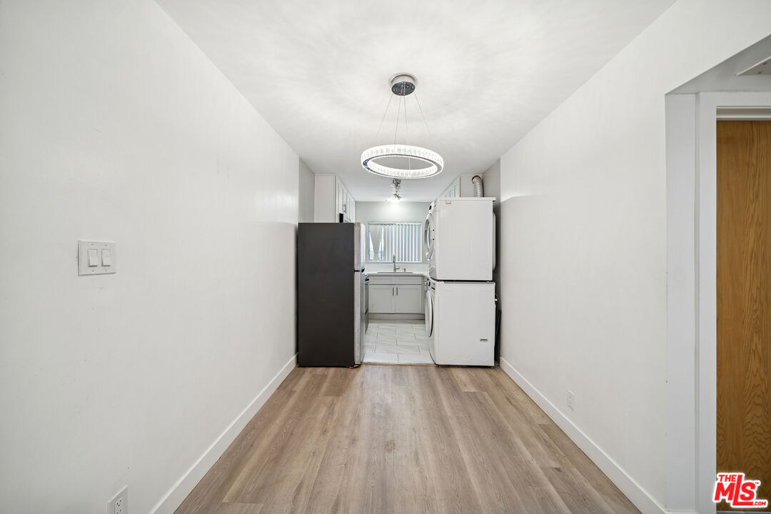 326 S Serrano Ave Unit: 4