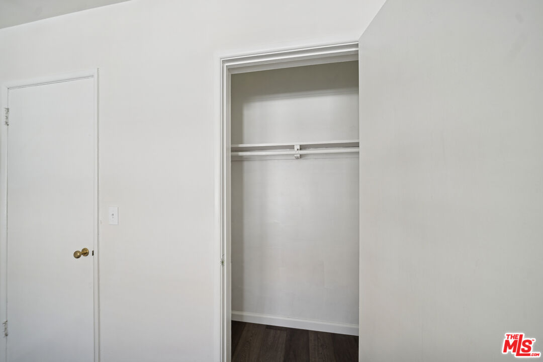 5319 Vantage Ave Unit: 5