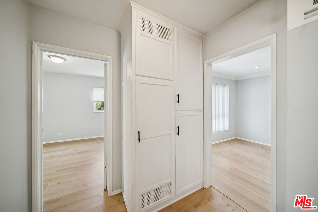 1270 N Havenhurst Dr Unit: 12