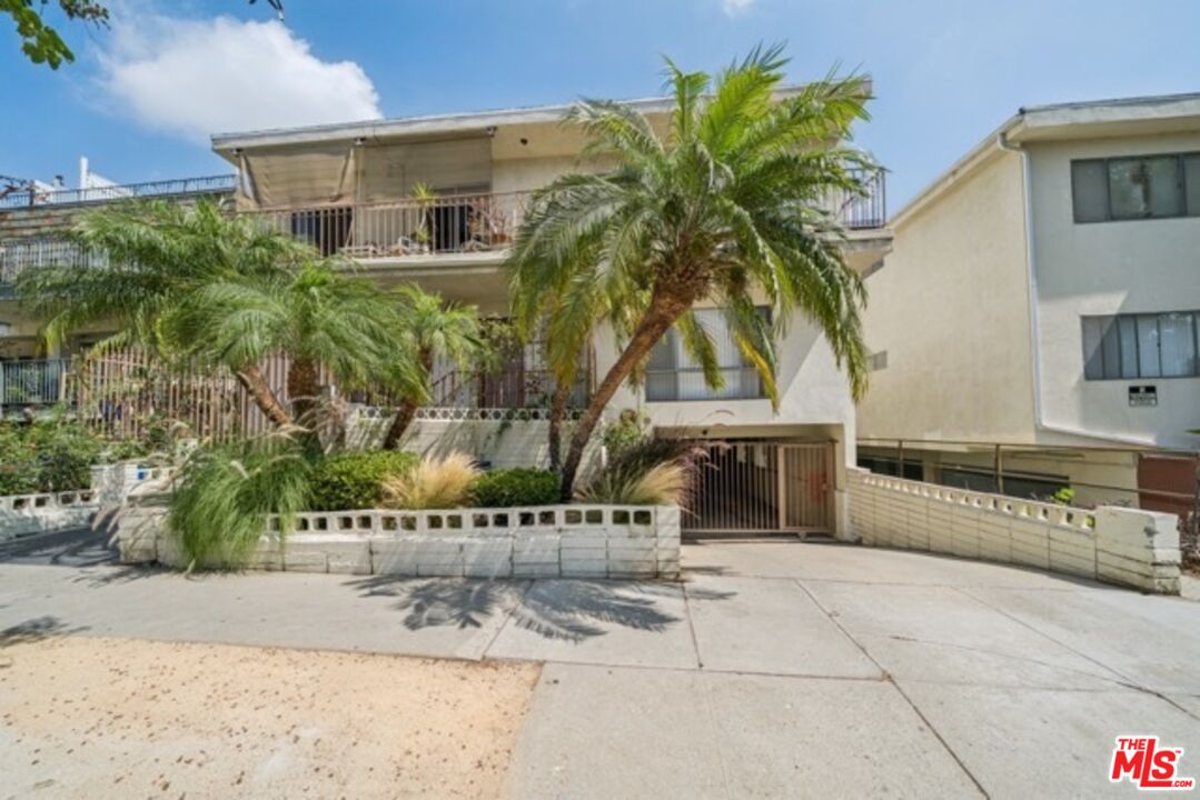 842 Westbourne Dr Unit: 8