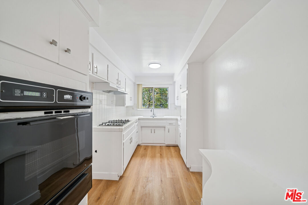 842 Westbourne Dr Unit: 8