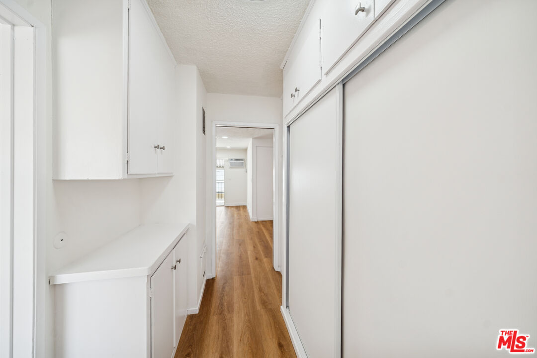 842 Westbourne Dr Unit: 8