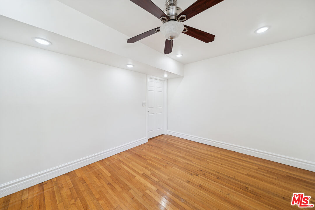 112 S Detriot St Unit: 112