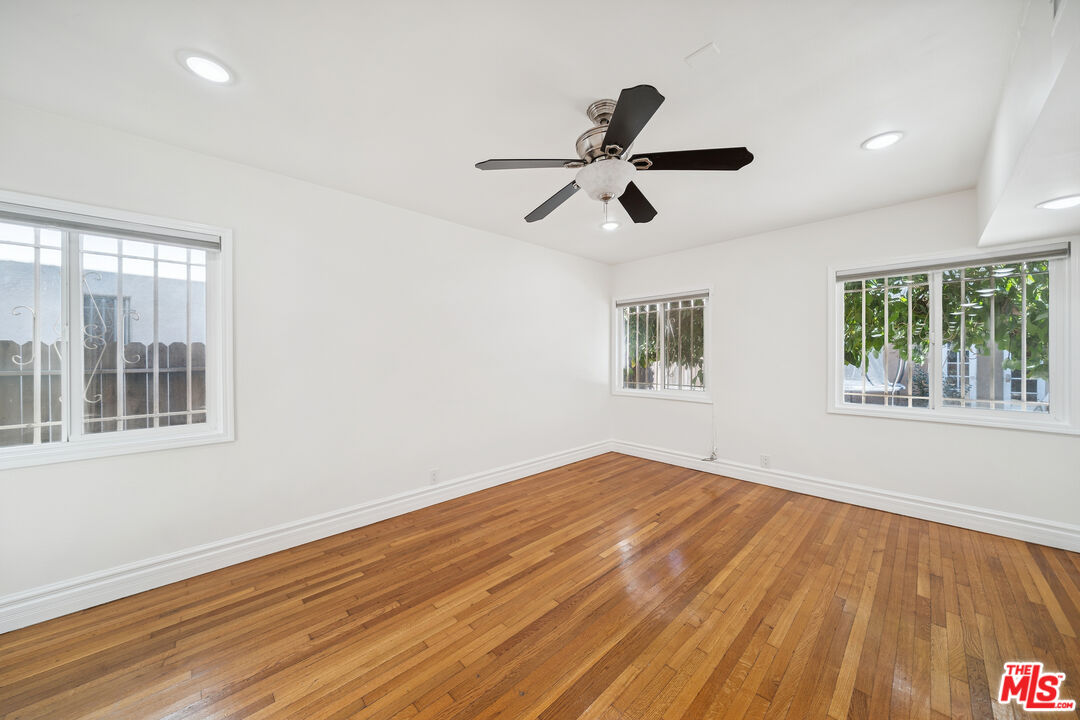 112 S Detriot St Unit: 112