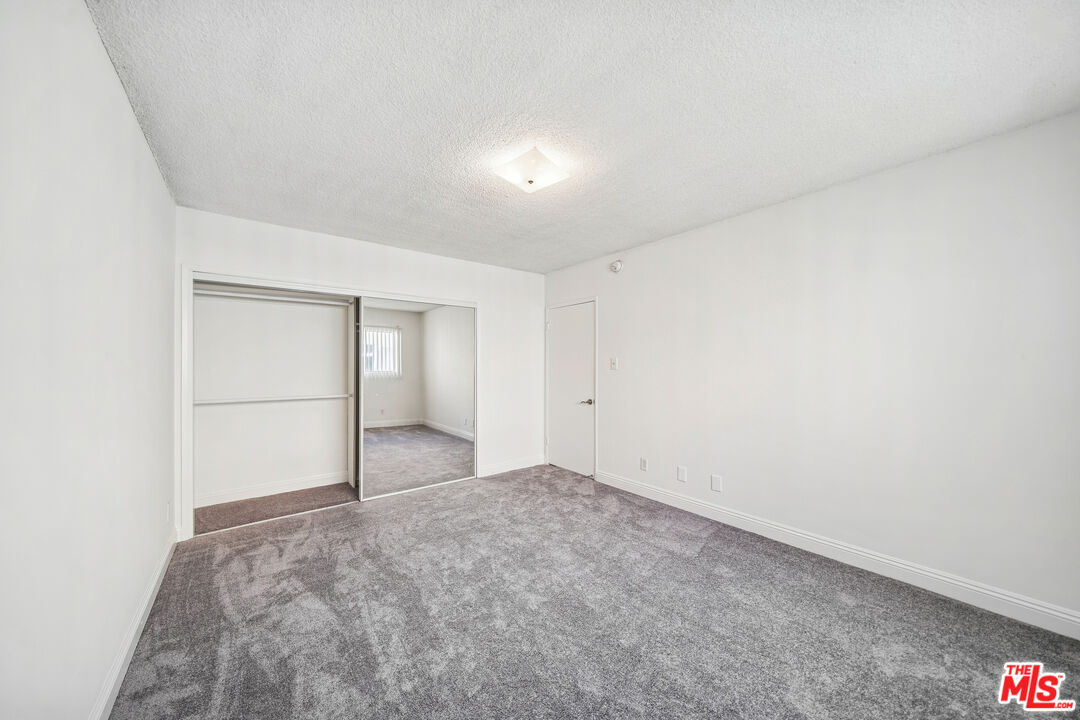 1050 S Wooster St Unit: 3