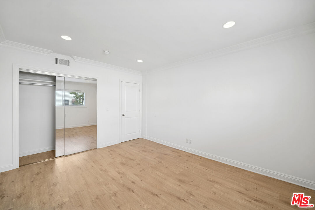 133 N Swall Dr Unit: 203