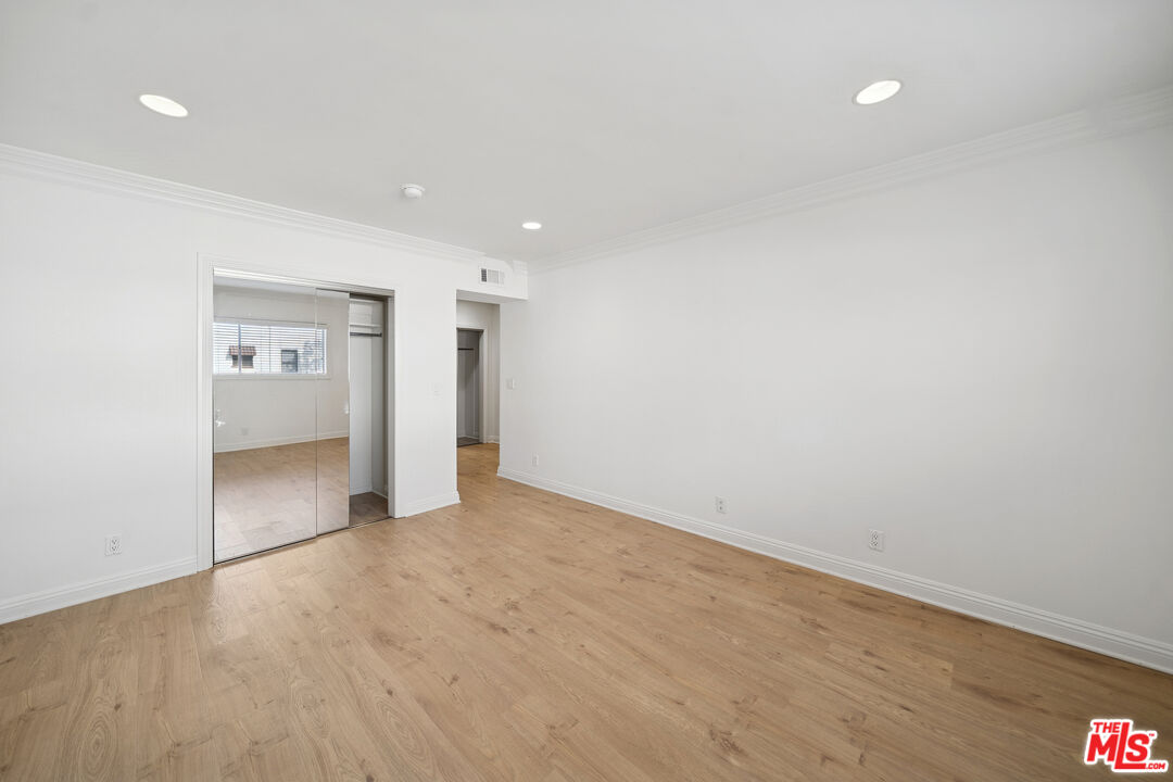 133 N Swall Dr Unit: 203