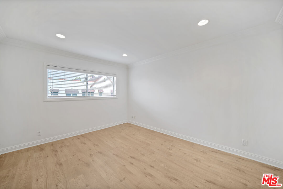 133 N Swall Dr Unit: 203