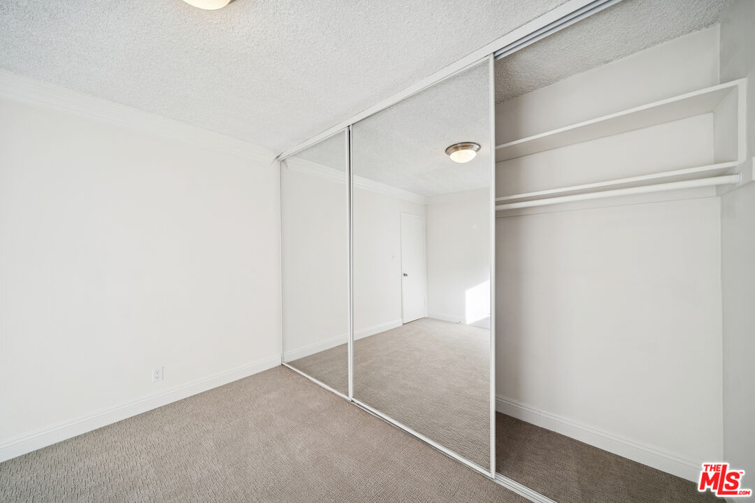 7548 Hampton Unit: 205