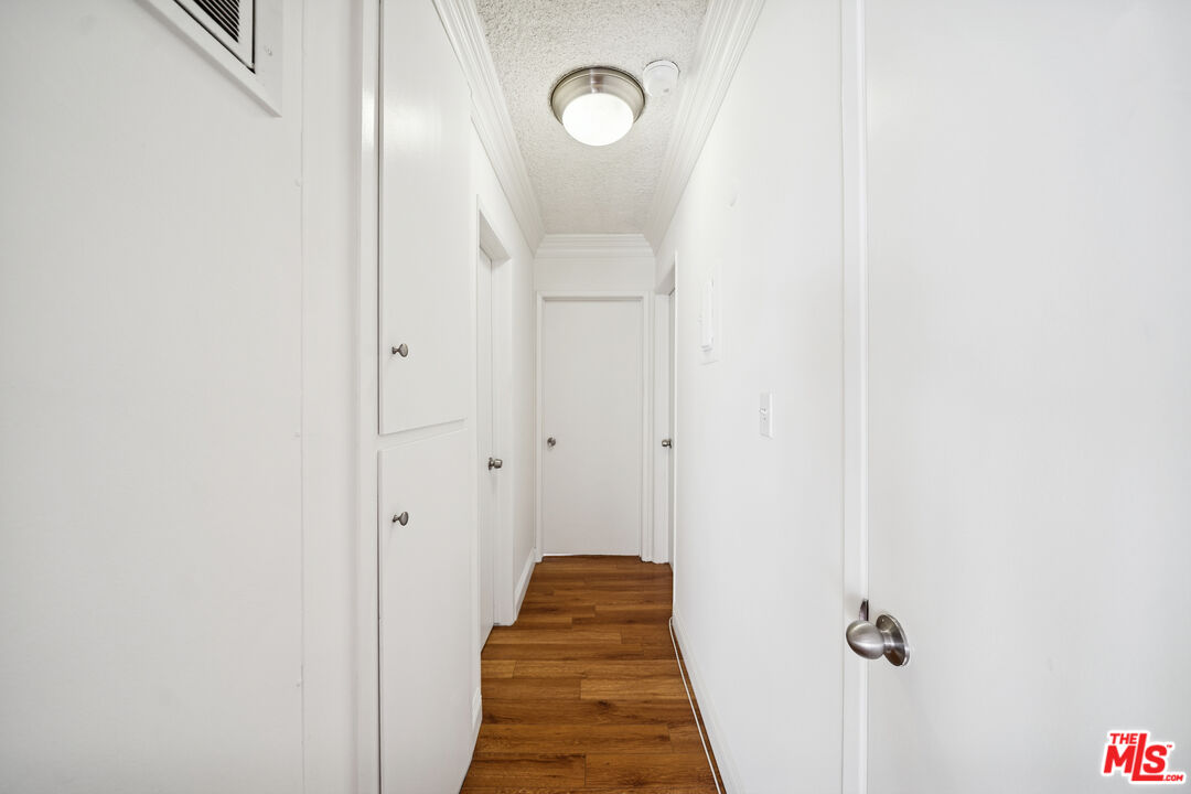 7548 Hampton Unit: 205