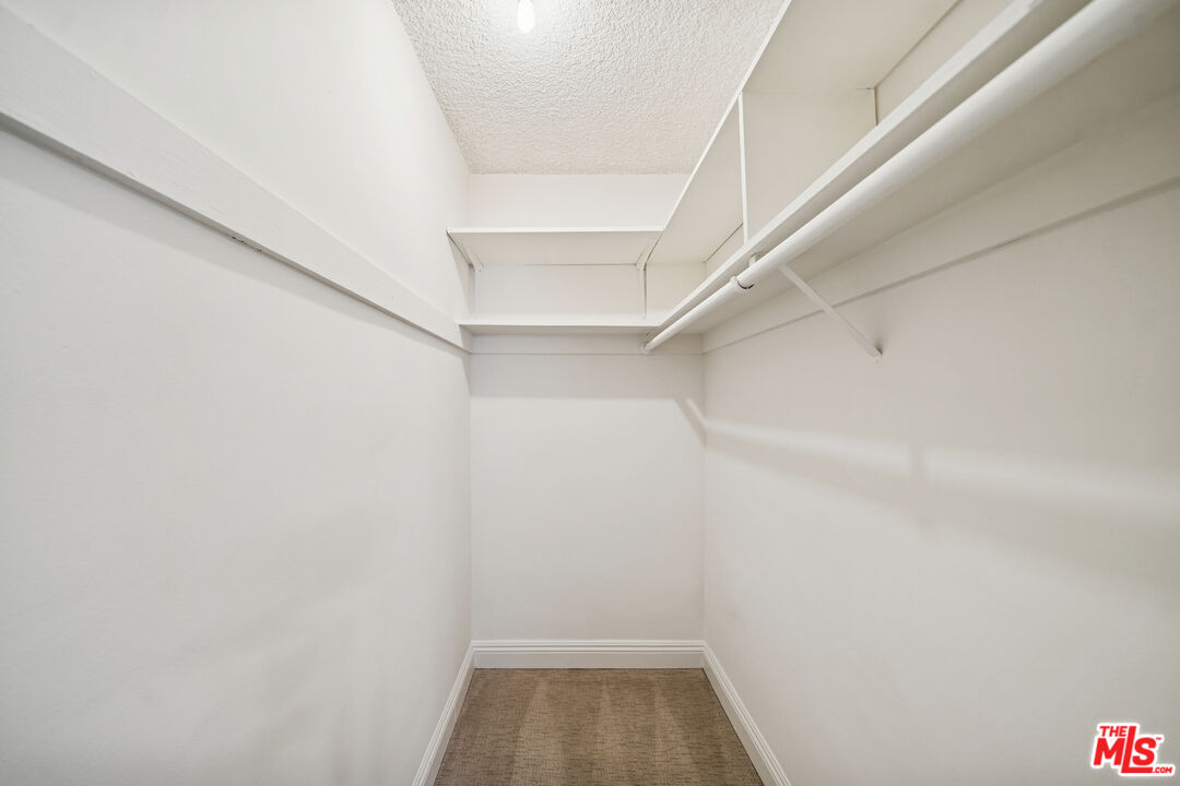 7548 Hampton Unit: 205