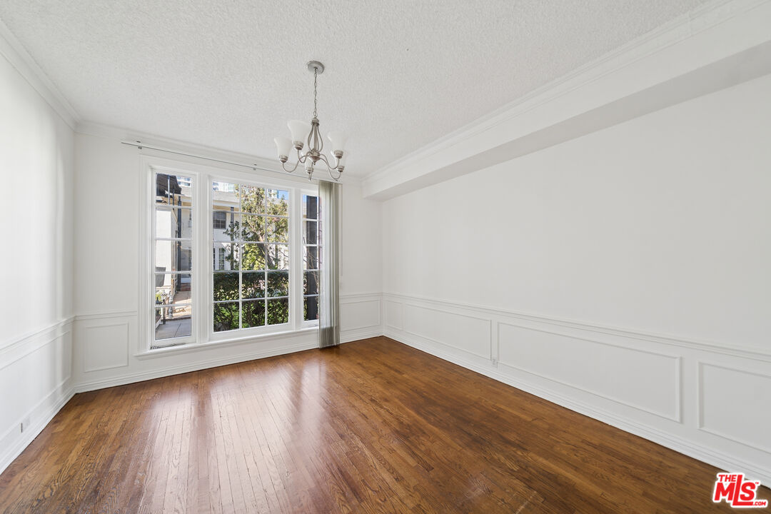 1284 S Beverly Glen Blvd