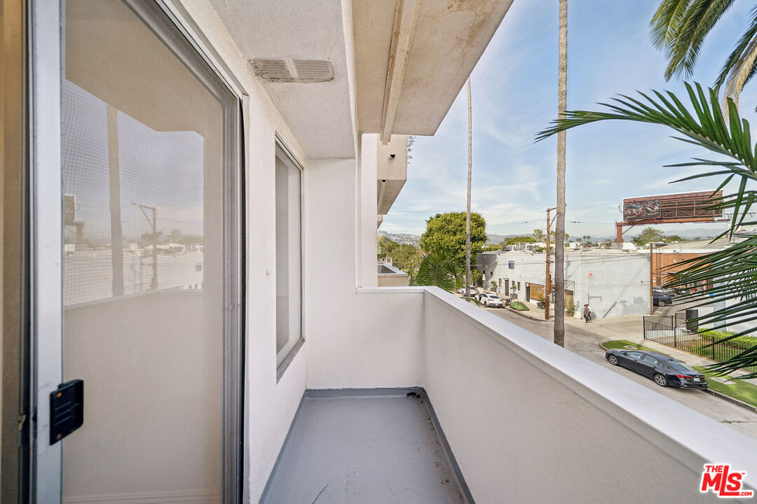 131 N Orlando Ave Unit: 201