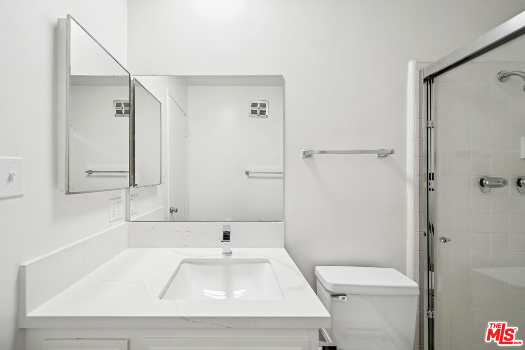 131 N Orlando Ave Unit: 201