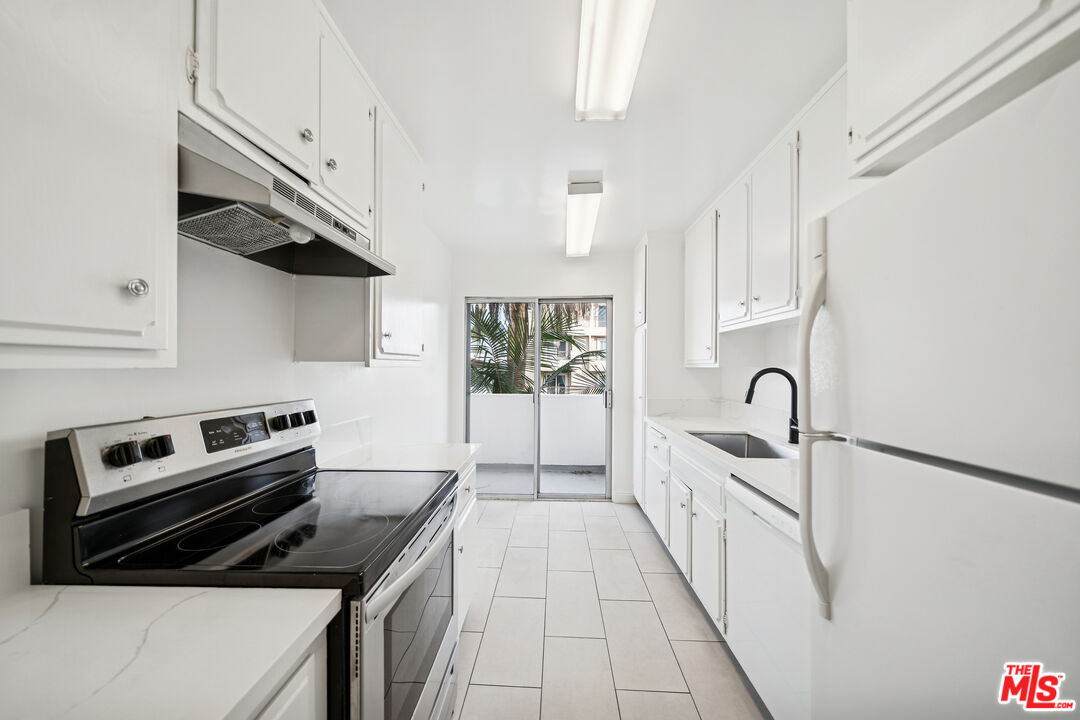 131 N Orlando Ave Unit: 201