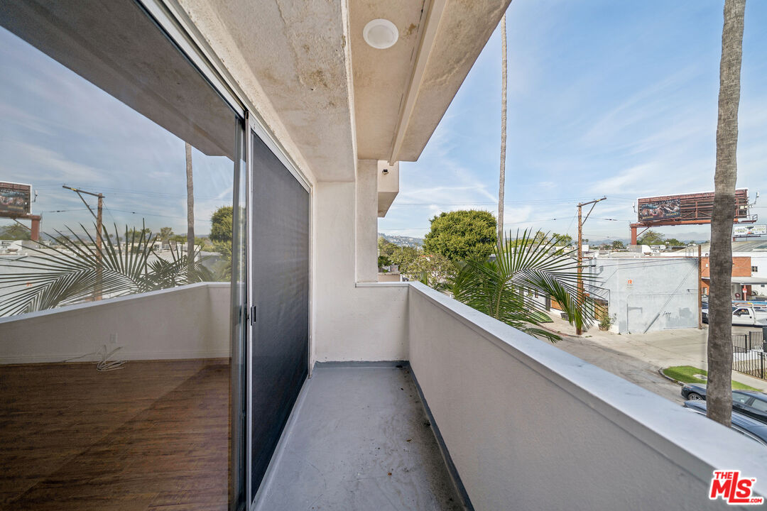 131 N Orlando Ave Unit: 201