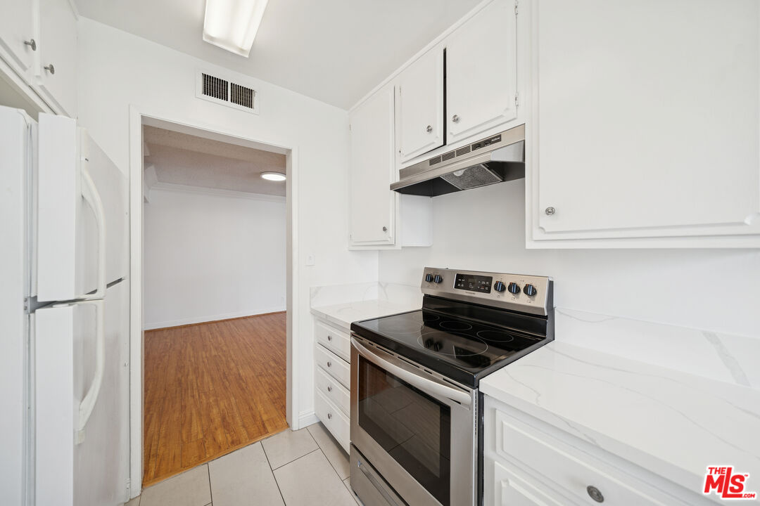 131 N Orlando Ave Unit: 201
