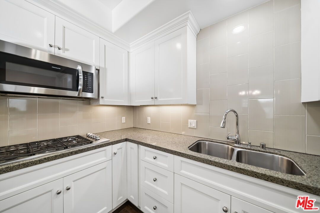 1050 S Holt Ave Unit: 203