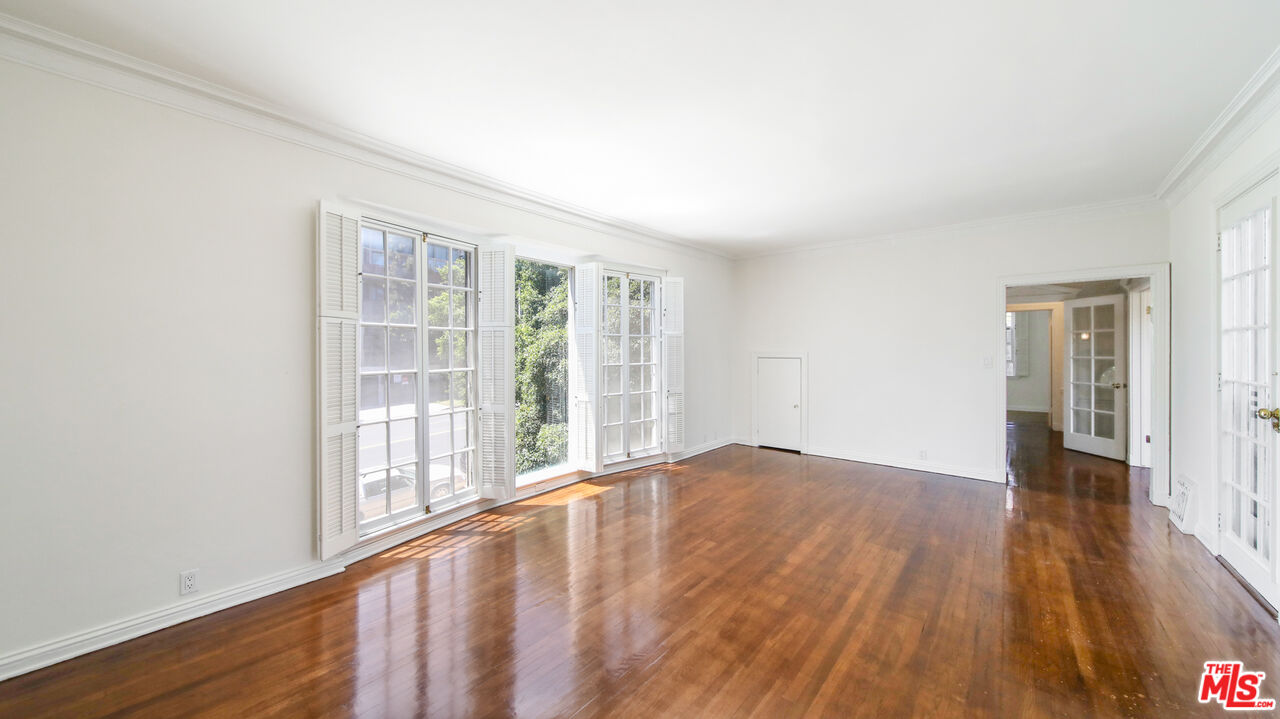 1274 S Beverly Glen Blvd