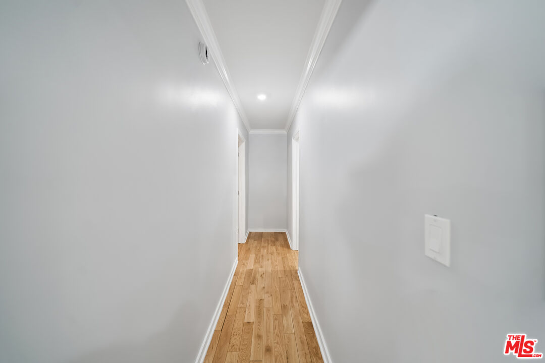 7032 Lanewood Ave Unit: 101