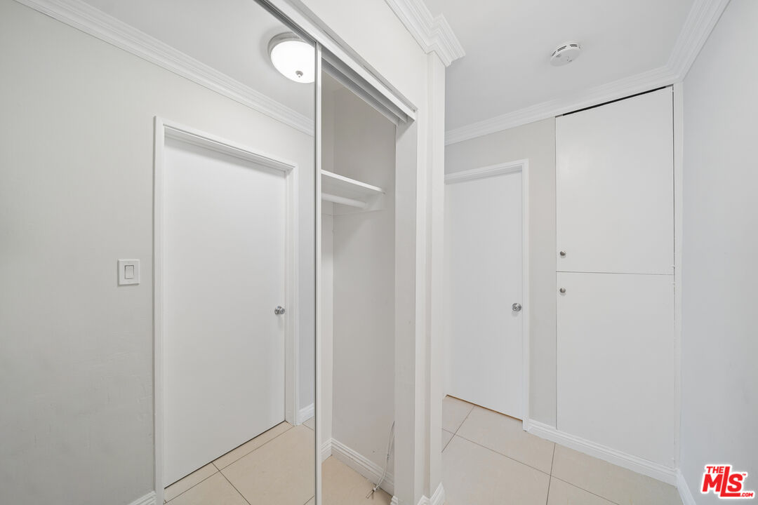 7545 W Hampton Ave Unit: 112