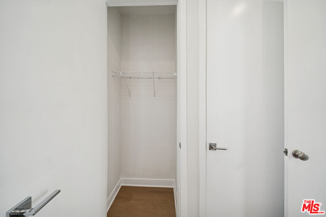 4523 St Elmo Dr Unit: 1/2