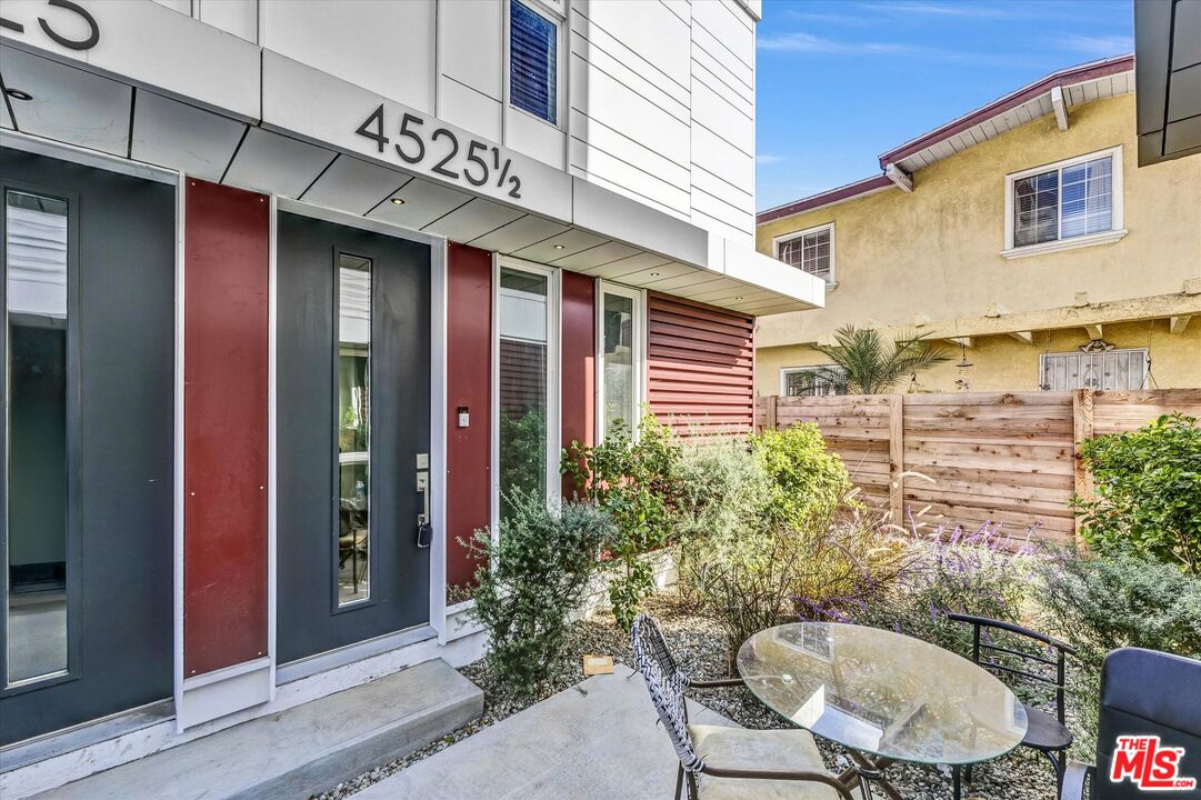 4523 St Elmo Dr Unit: 1/2