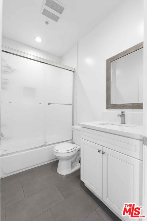 6006 Klump Ave Unit: 1