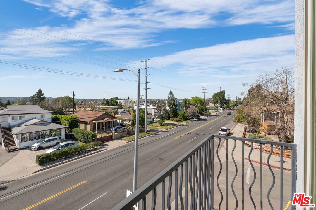 6006 Klump Ave Unit: 1