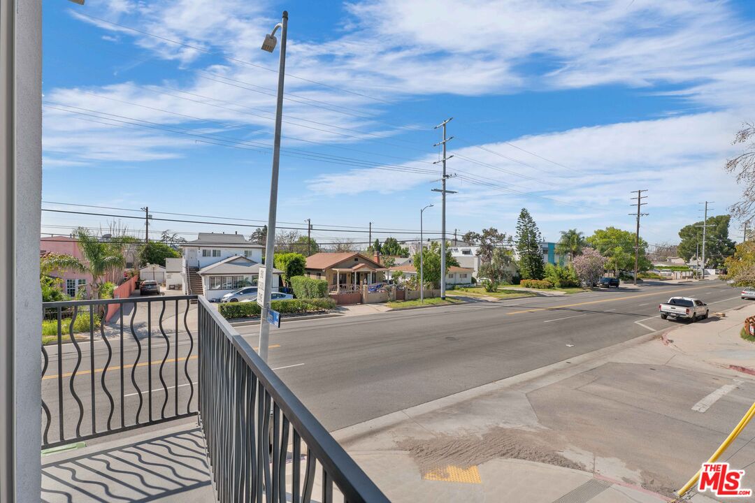 6006 Klump Ave Unit: 1