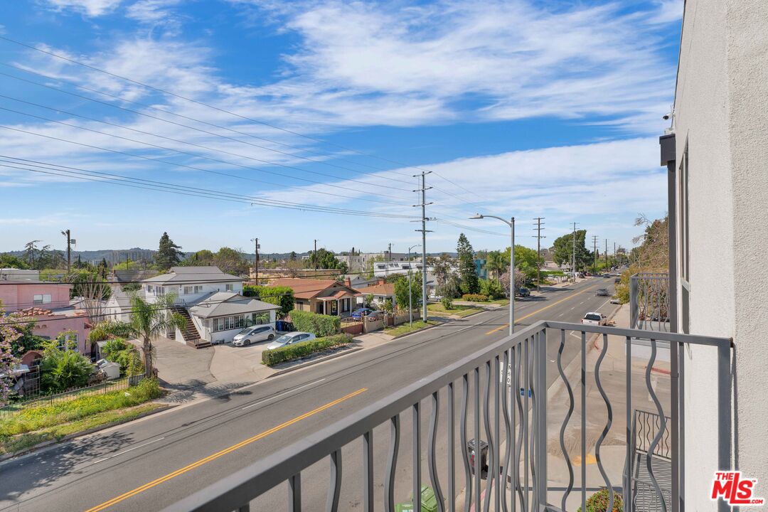 6006 Klump Ave Unit: 1