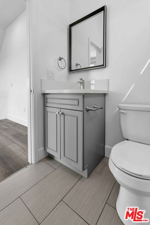 6006 Klump Ave Unit: 1