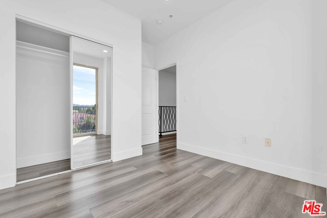 6006 Klump Ave Unit: 1