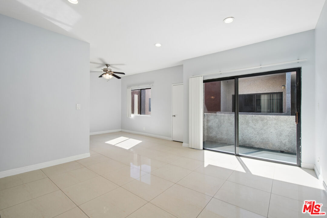5715 Olympic Blvd Unit: 206